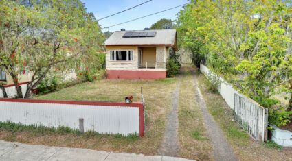 17A Brisbane Road Redbank , QLD 4301 Australia