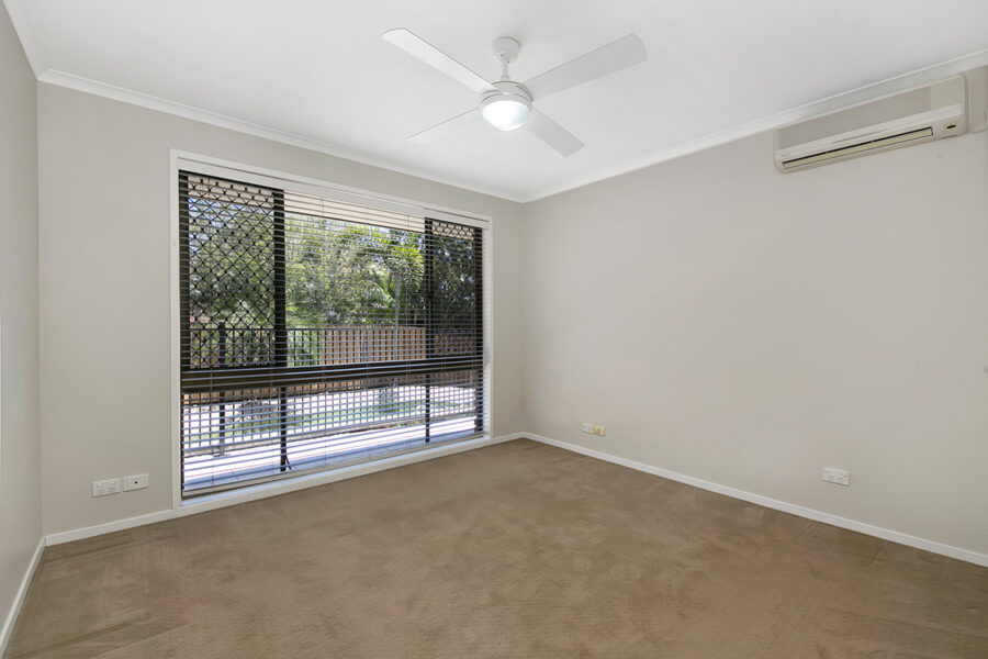 11 Prosser Street Riverhills , QLD 4074 