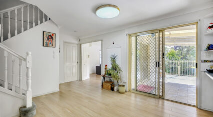 26 Appleyard Cres Coopers Plains , QLD 4108 Australia