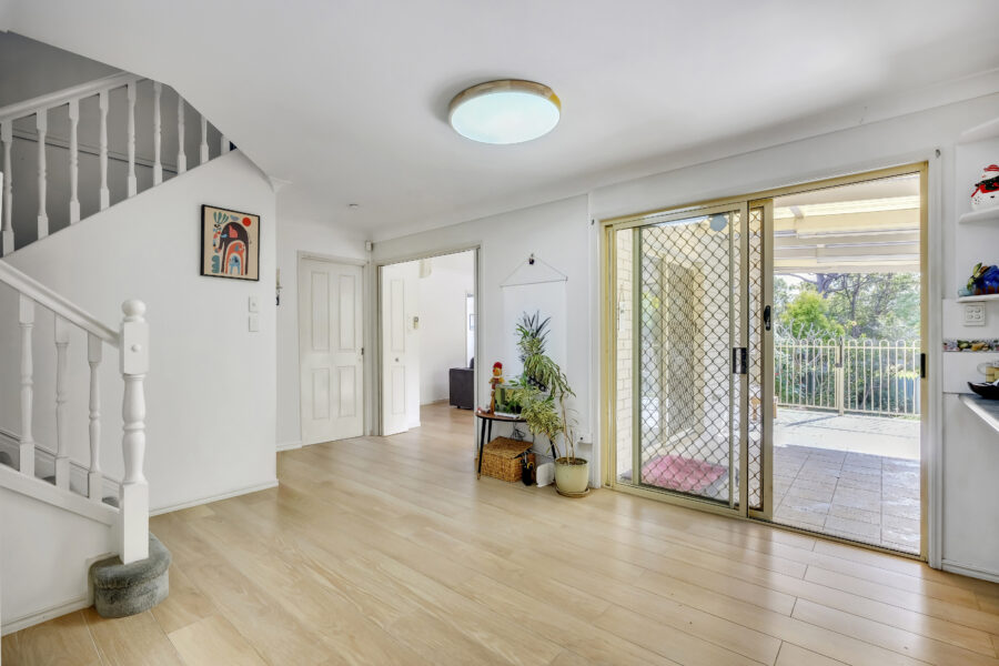 26 Appleyard Cres Coopers Plains , QLD 4108 Australia