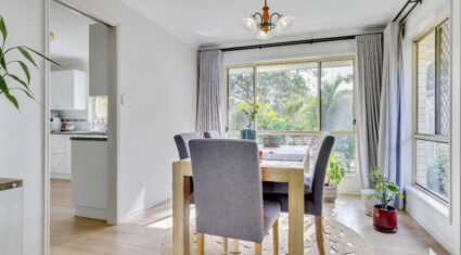 26 Appleyard Cres Coopers Plains , QLD 4108 Australia
