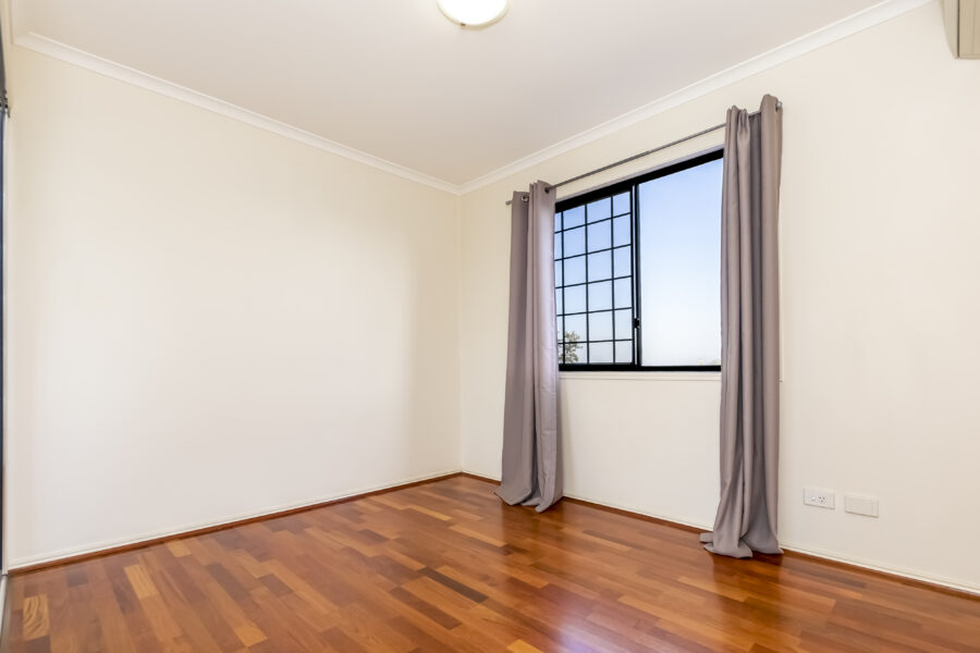 2/16 Goldsbrough Road Taringa , QLD 4068 Australia