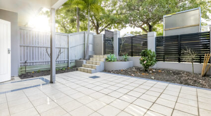 2/16 Goldsbrough Road Taringa , QLD 4068 Australia