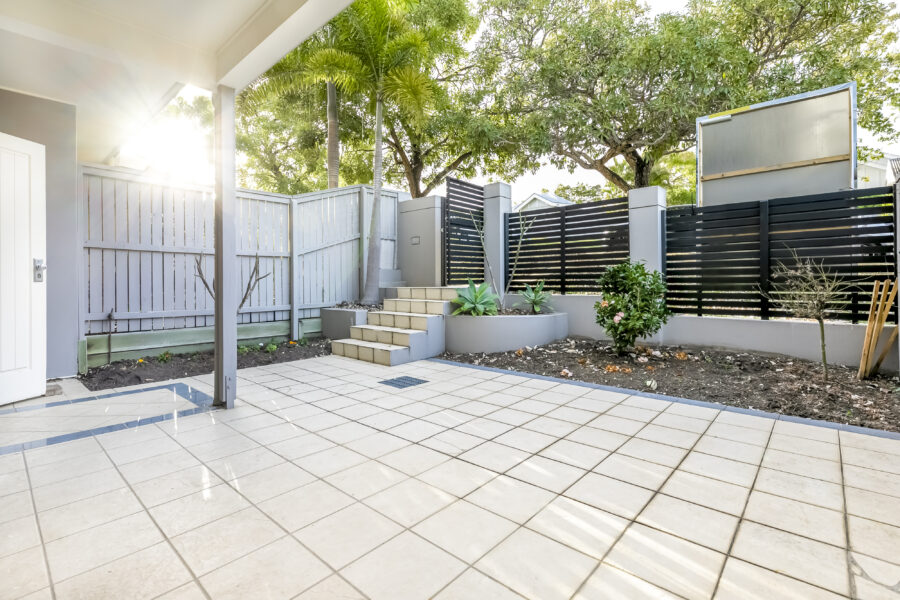 2/16 Goldsbrough Road Taringa , QLD 4068 Australia