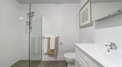 56/45 Regent St Woolloongabba , QLD 4102 Australia