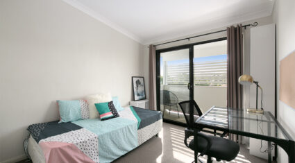 18 Highview Terrace St Lucia , QLD 4067 AUS