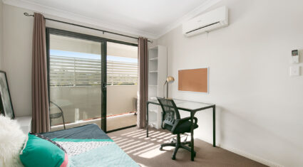 18 Highview Terrace St Lucia , QLD 4067 AUS