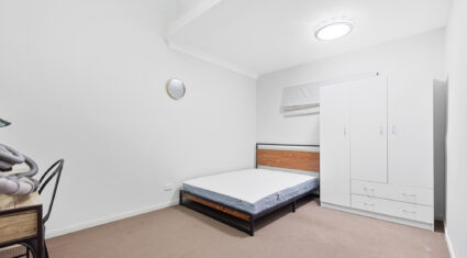 18 Highview Terrace St Lucia , QLD 4067 AUS