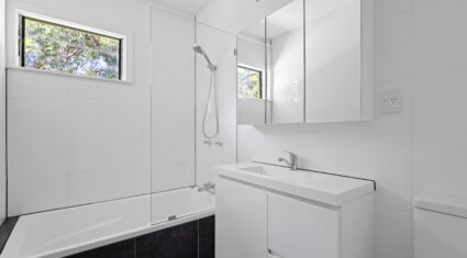 89 Appleby Rd Stafford , QLD 4053 Australia