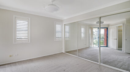 2/12 Herbertson Rd Carina Heights , QLD 4152 Australia