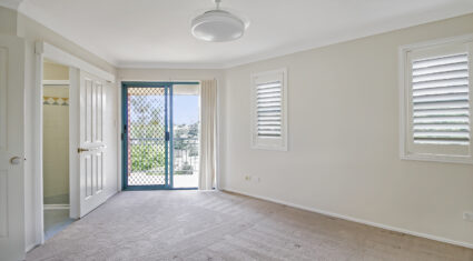 2/12 Herbertson Rd Carina Heights , QLD 4152 Australia