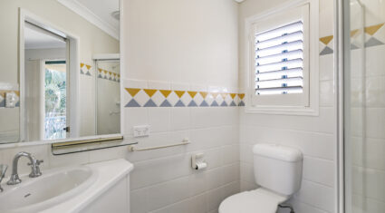 2/12 Herbertson Rd Carina Heights , QLD 4152 Australia
