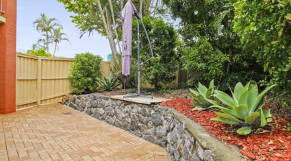 2/12 Herbertson Rd Carina Heights , QLD 4152 Australia