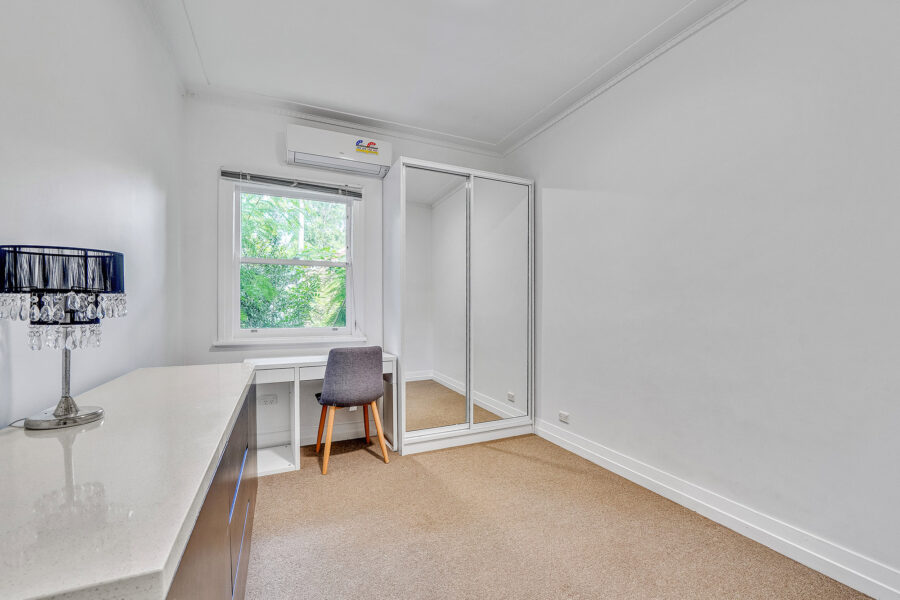 56 Ninth Ave St Lucia , QLD 4067 Australia