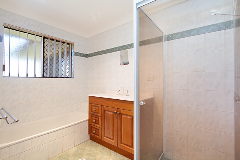 101 Rosia Road Park Ridge South , QLD 4125 