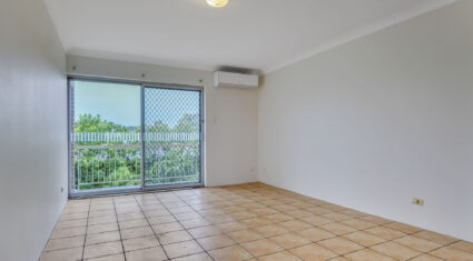 4/28 Birdwood Street COORPAROO , QLD 4151 