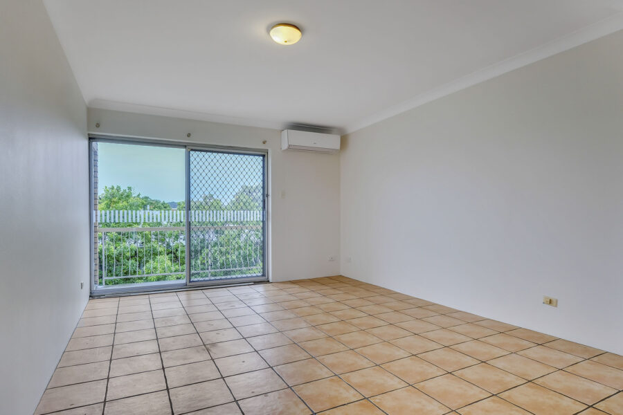 4/28 Birdwood Street COORPAROO , QLD 4151 