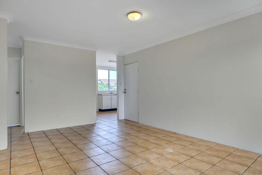 4/28 Birdwood Street COORPAROO , QLD 4151 
