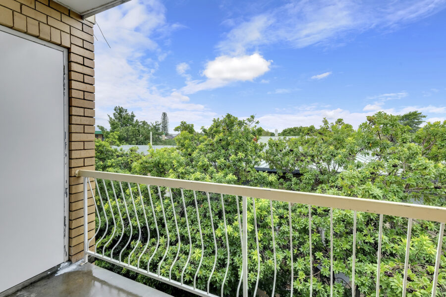4/28 Birdwood Street COORPAROO , QLD 4151 