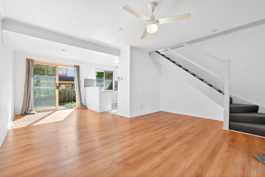17/1A Joyce Street East Ipswich , QLD 4305 Australia