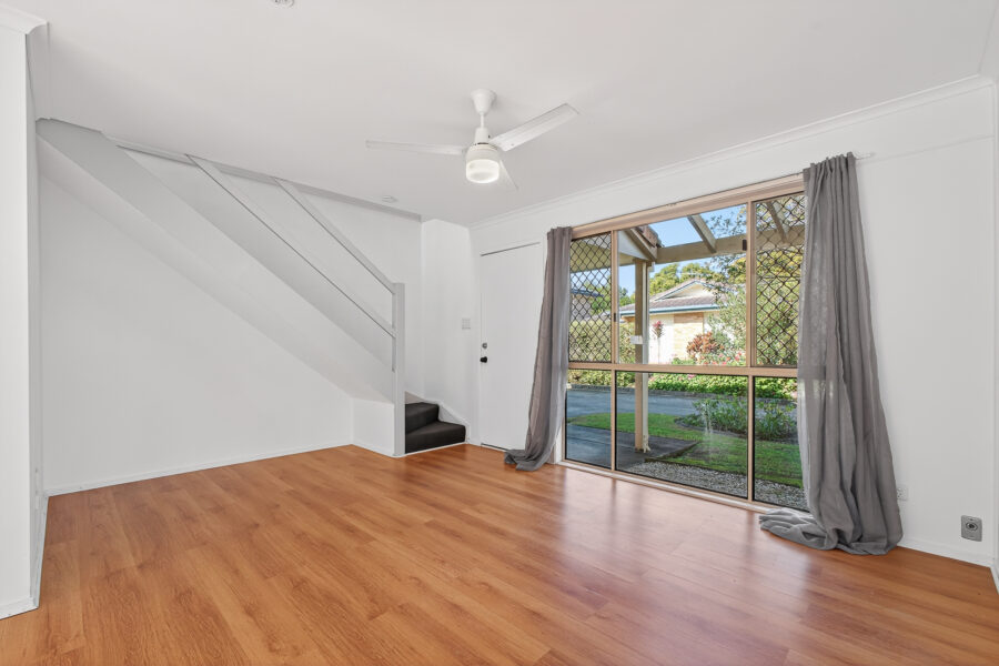 17/1A Joyce Street East Ipswich , QLD 4305 Australia