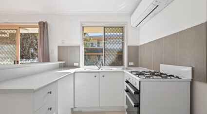 17/1A Joyce Street East Ipswich , QLD 4305 Australia