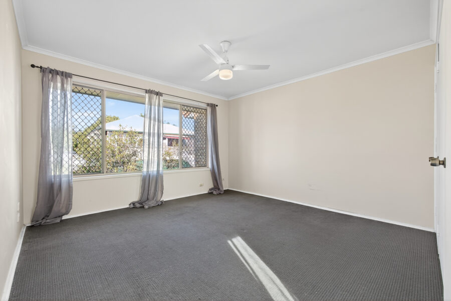 17/1A Joyce Street East Ipswich , QLD 4305 Australia