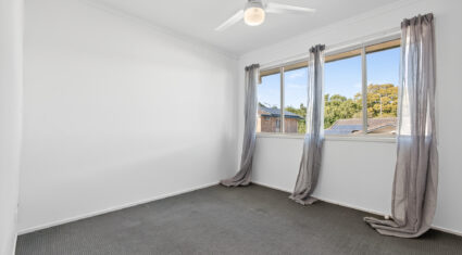 17/1A Joyce Street East Ipswich , QLD 4305 Australia