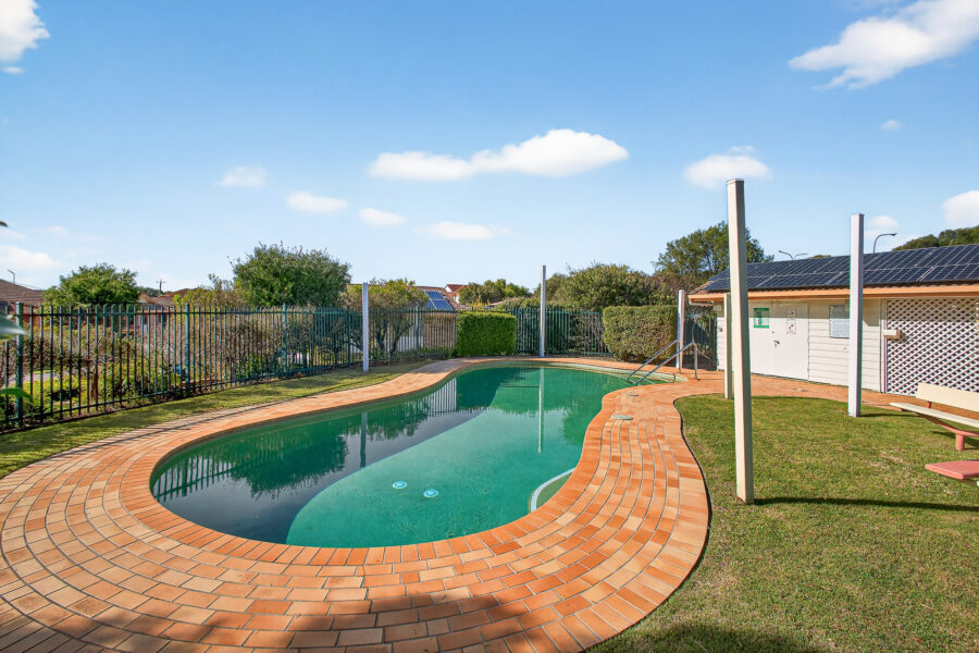 17/1A Joyce Street East Ipswich , QLD 4305 Australia