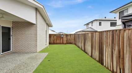 8 Hydrangea Avenue Redland Bay , QLD 4165 Australia