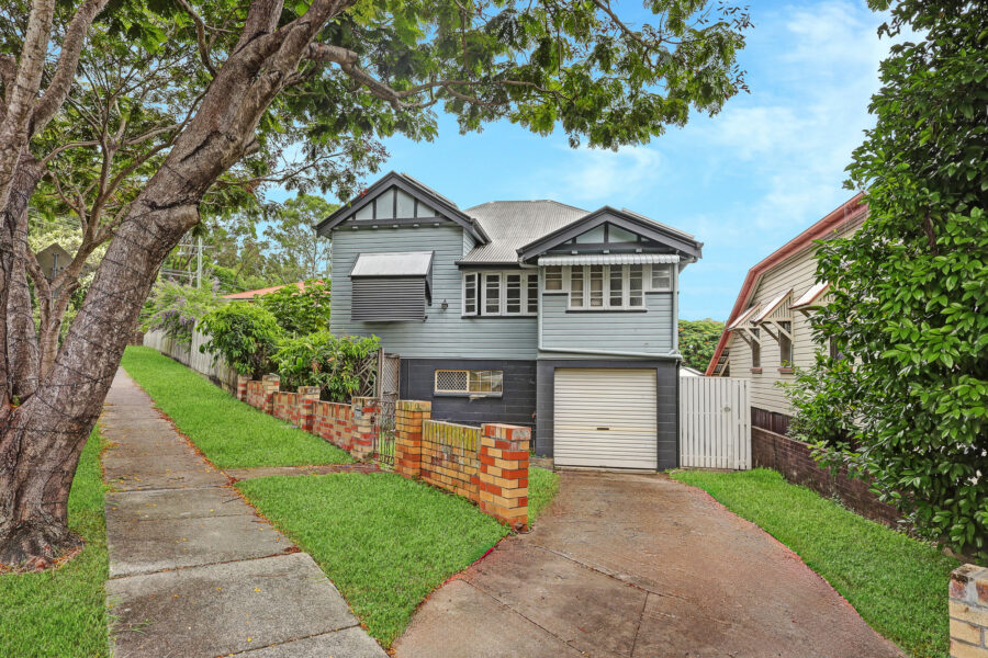 67 Hetherington St Herston , QLD 4006 Australia