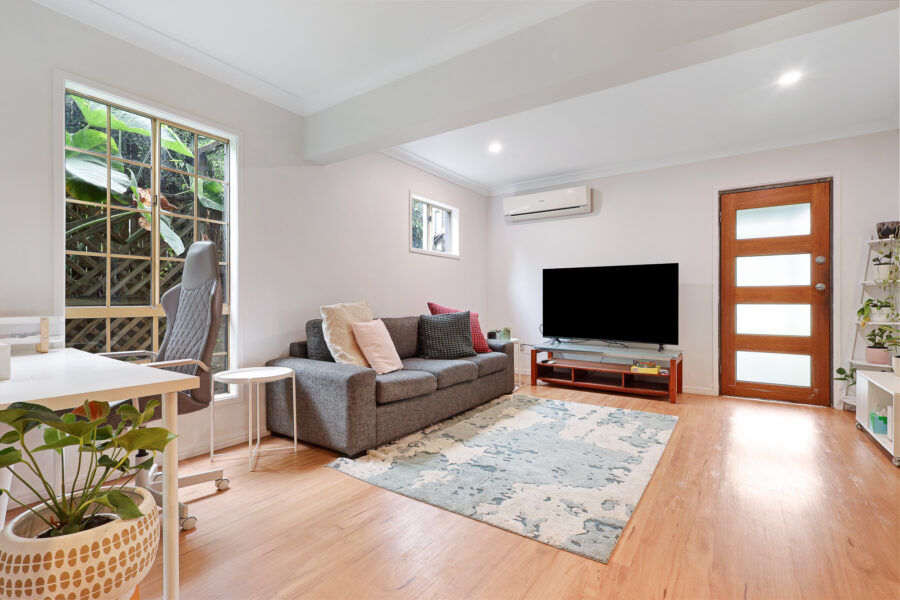 67 Hetherington St Herston , QLD 4006 Australia