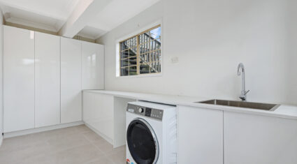 67 Hetherington St Herston , QLD 4006 Australia