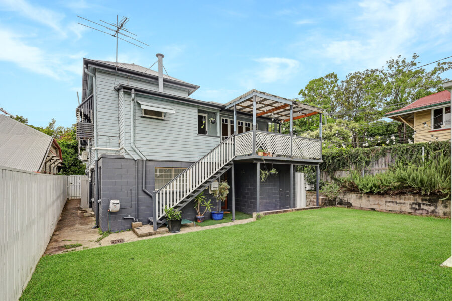 67 Hetherington St Herston , QLD 4006 Australia