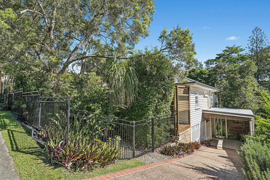 150 Gracemere Street Grange , QLD 4051 Australia