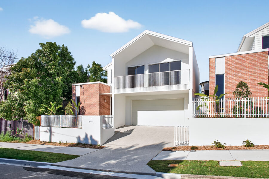 15 Lockyer Street Camp Hill , QLD 4152 Australia