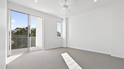15 Lockyer Street Camp Hill , QLD 4152 Australia