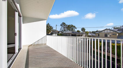 15 Lockyer Street Camp Hill , QLD 4152 Australia