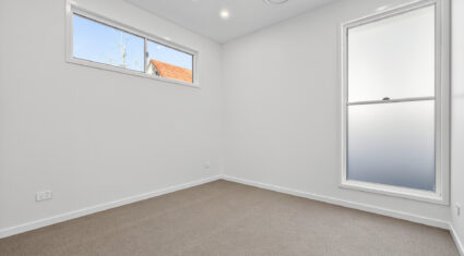 15 Lockyer Street Camp Hill , QLD 4152 Australia