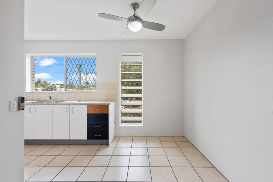 1/125 Flower Street Northgate , QLD 4013 Australia