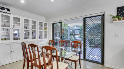 9/8 Valance St Oxley , QLD 4075 Australia