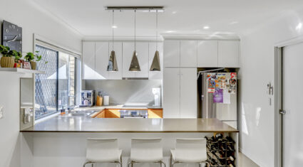 9/8 Valance St Oxley , QLD 4075 Australia