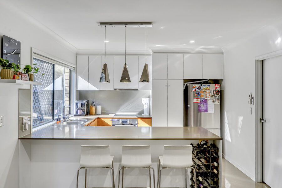 9/8 Valance St Oxley , QLD 4075 Australia