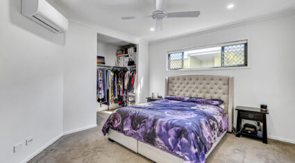 9/8 Valance St Oxley , QLD 4075 Australia