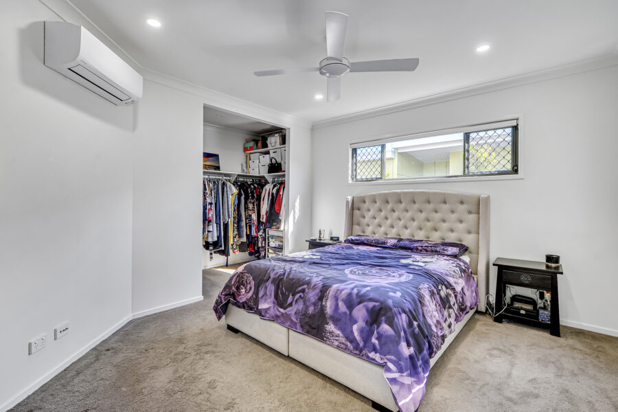 9/8 Valance St Oxley , QLD 4075 Australia