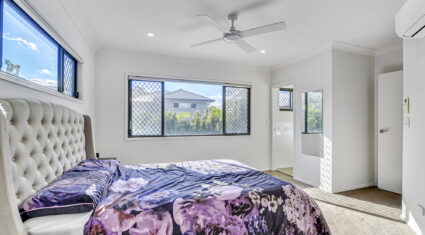 9/8 Valance St Oxley , QLD 4075 Australia