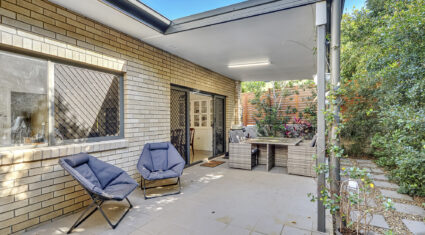 9/8 Valance St Oxley , QLD 4075 Australia