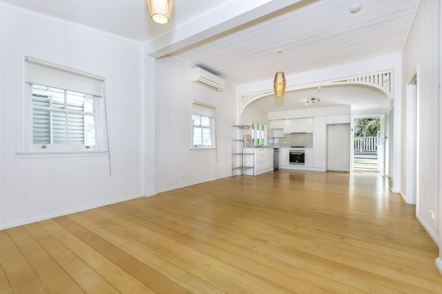 36 Peach St Greenslopes , QLD 4120 Australia