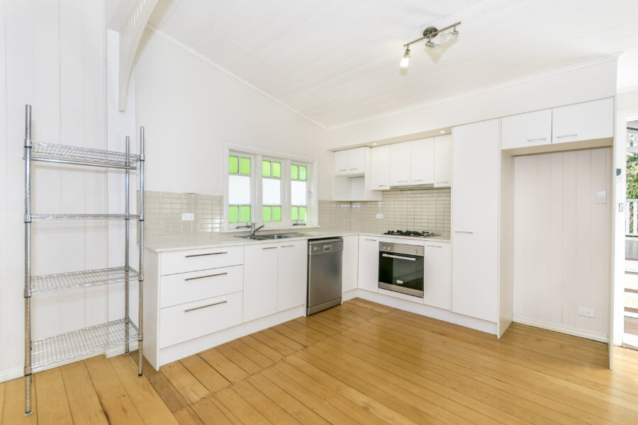 36 Peach St Greenslopes , QLD 4120 Australia