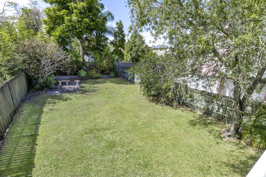36 Peach St Greenslopes , QLD 4120 Australia